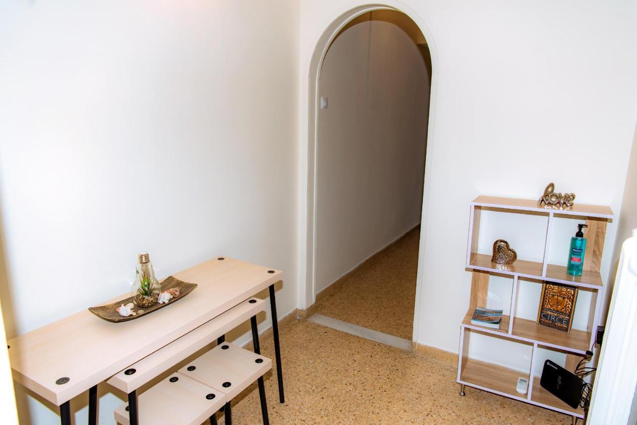 Plaka Apartment เอเธนส์ ภายนอก รูปภาพ
